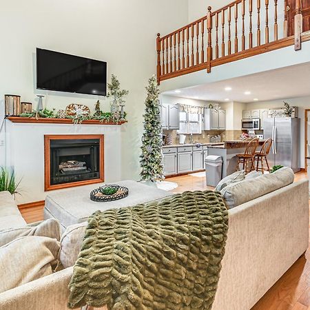 Villa Williamstown Gem With Private Pool And Hot Tub! Esterno foto