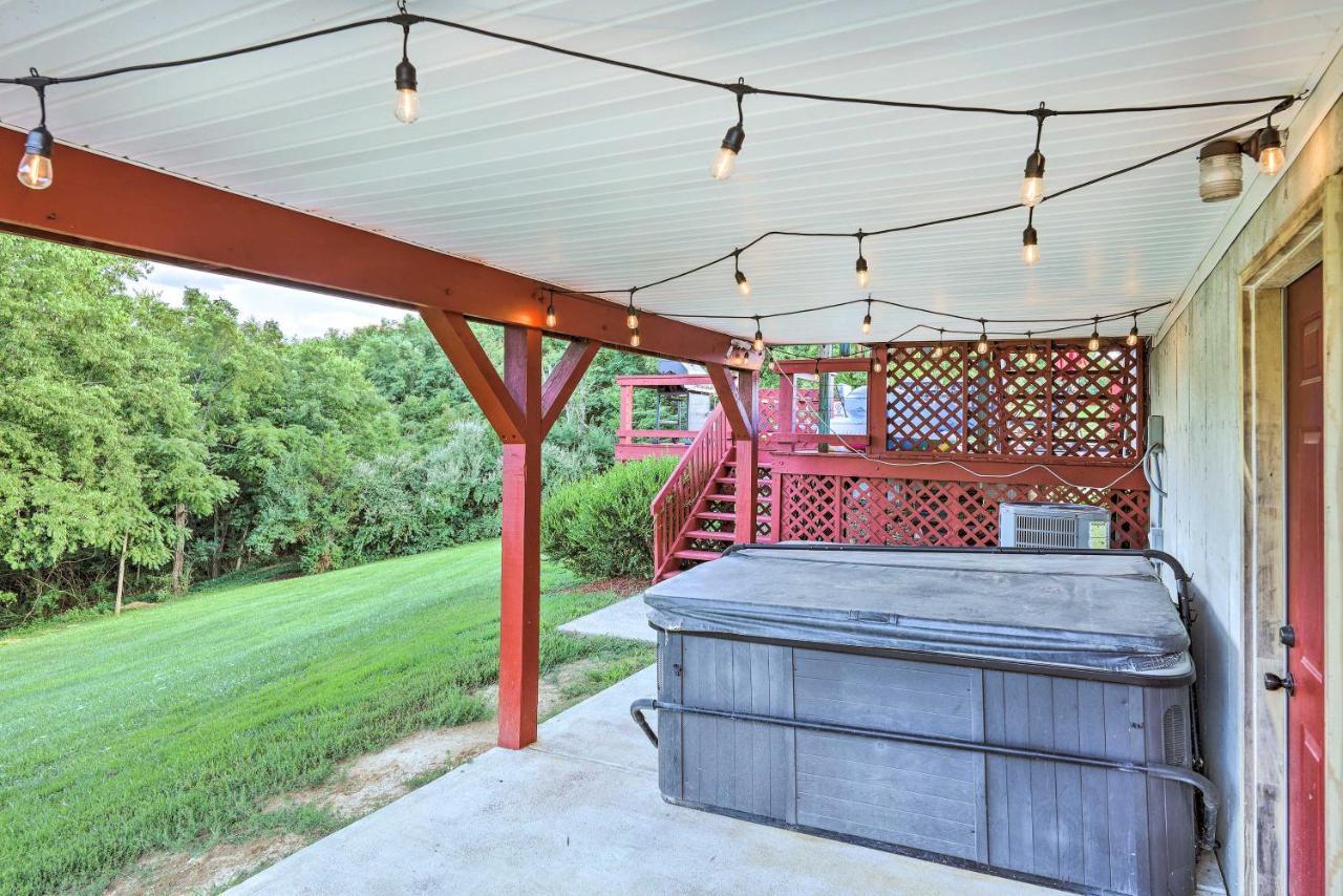 Villa Williamstown Gem With Private Pool And Hot Tub! Esterno foto